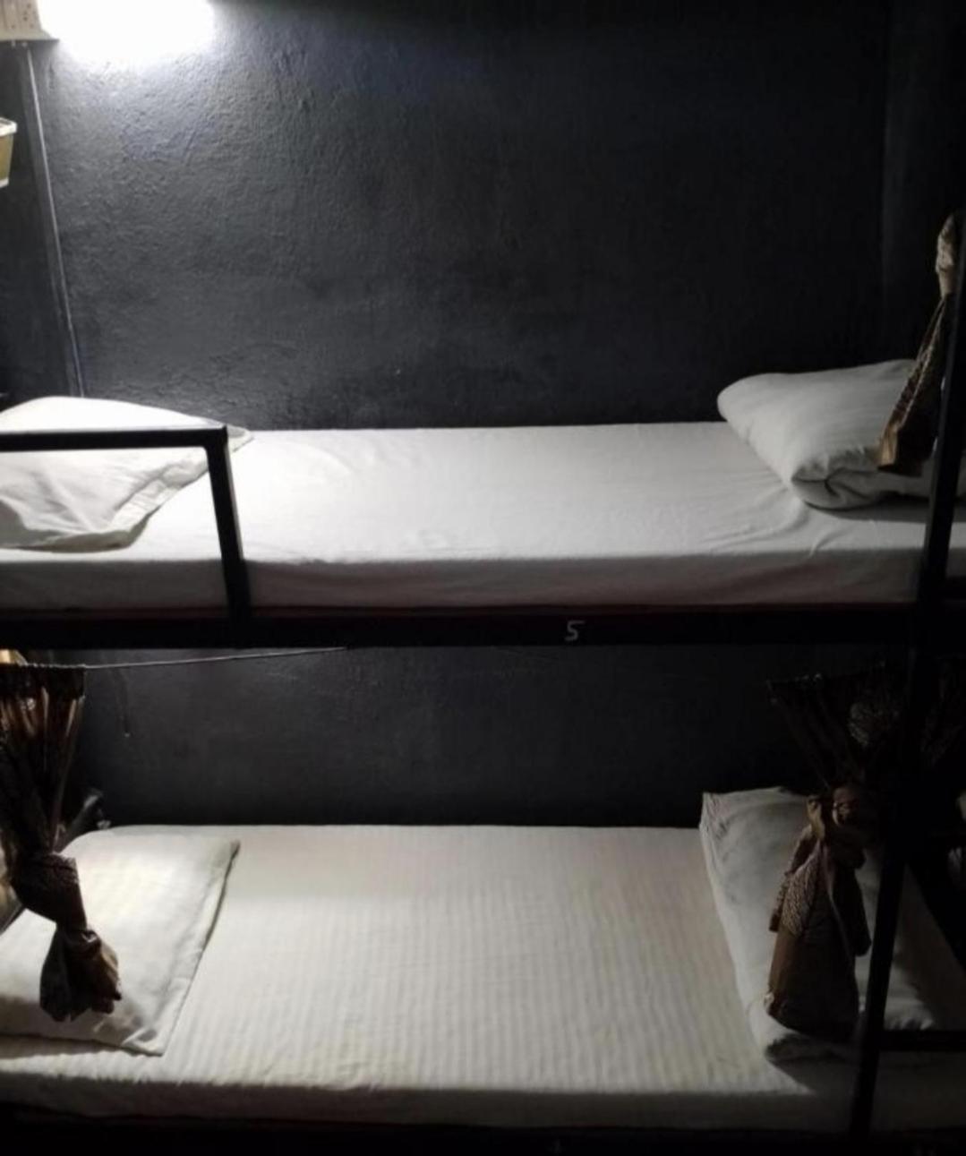Bapuji Dormitory Hostel 뭄바이 외부 사진