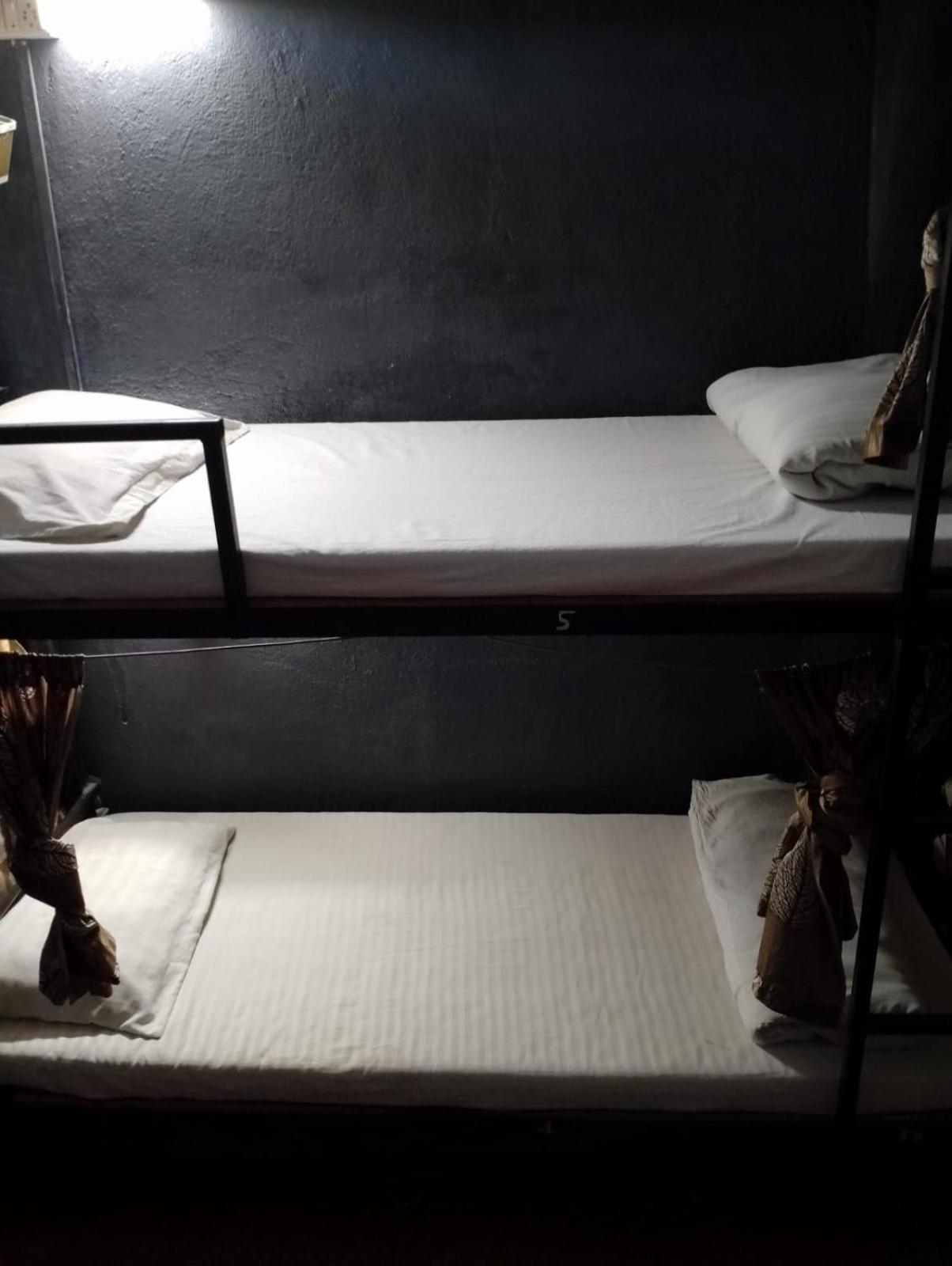 Bapuji Dormitory Hostel 뭄바이 외부 사진