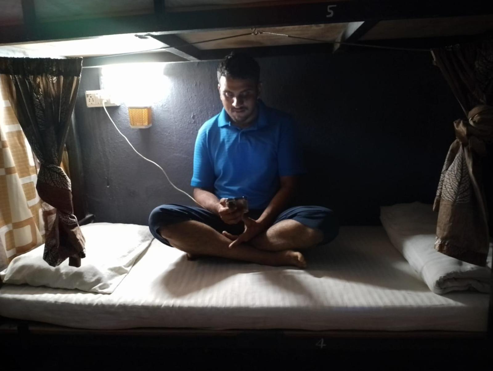 Bapuji Dormitory Hostel 뭄바이 외부 사진